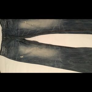 Simons le 31 jeans ripped look